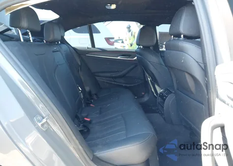 2021 BMW 540I z USA, uszkodzony, nr VIN WBA53BJ06MWX31975